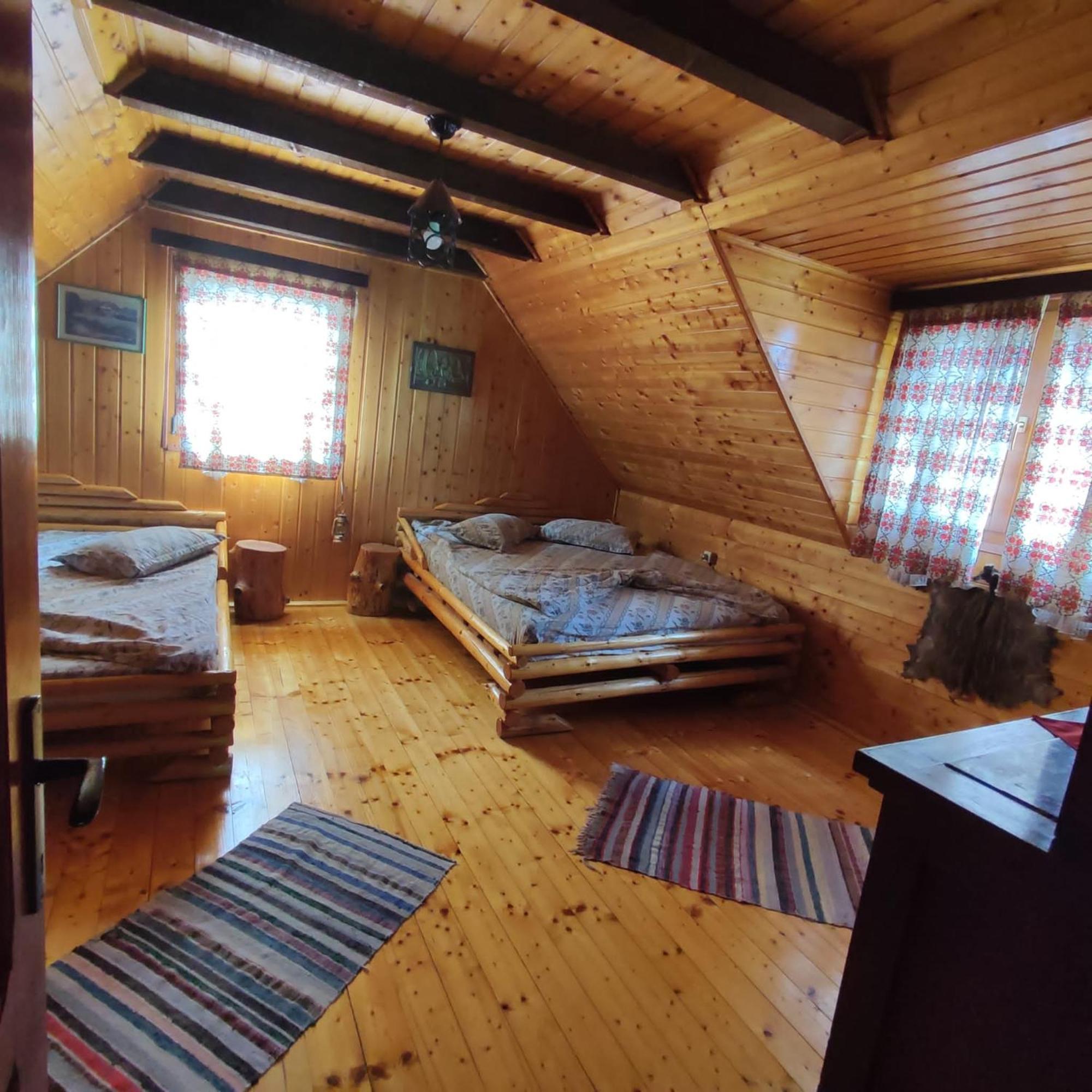 Casa De Vacanta Vidrighin Rau Sadului Camera foto